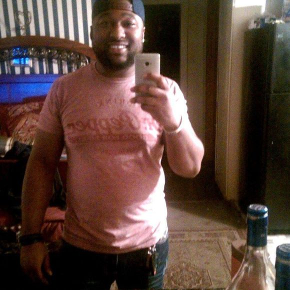 Meet your Posher, Kelvin - Picture 1 of 1